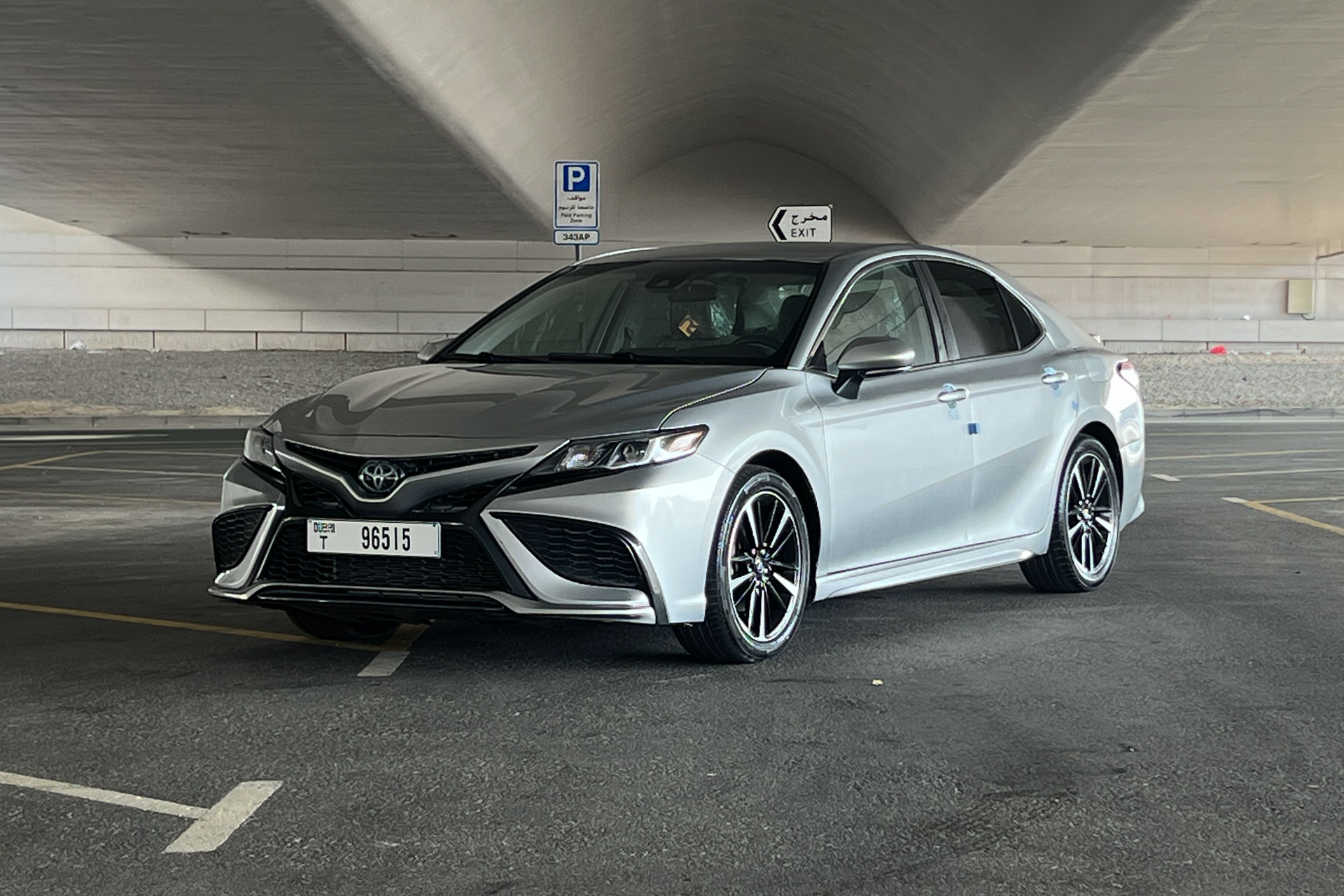 Rent a Toyota Camry 2022 silver in Dubai from 140 AED/day | No Deposit ...