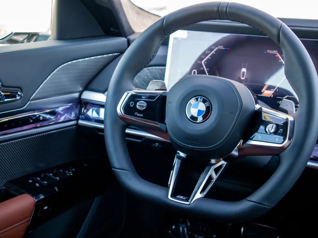BMW 735i 2024 #3