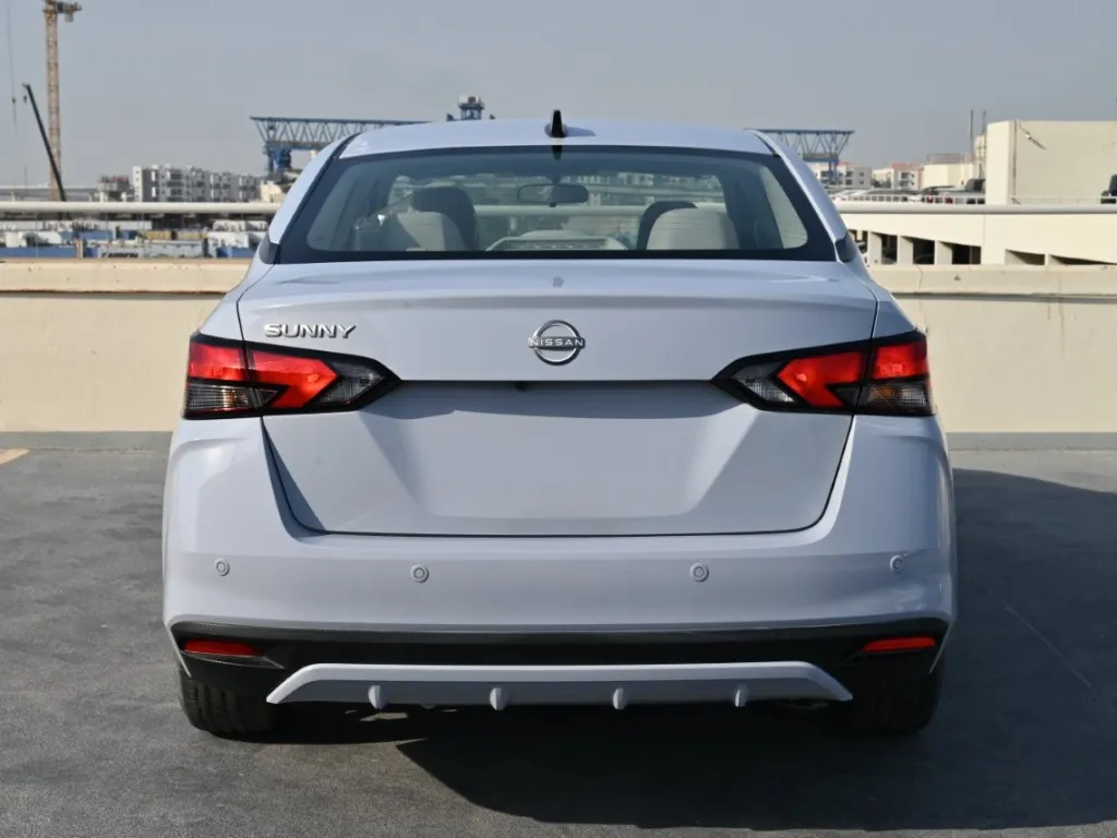 Nissan Sunny 2024 #4