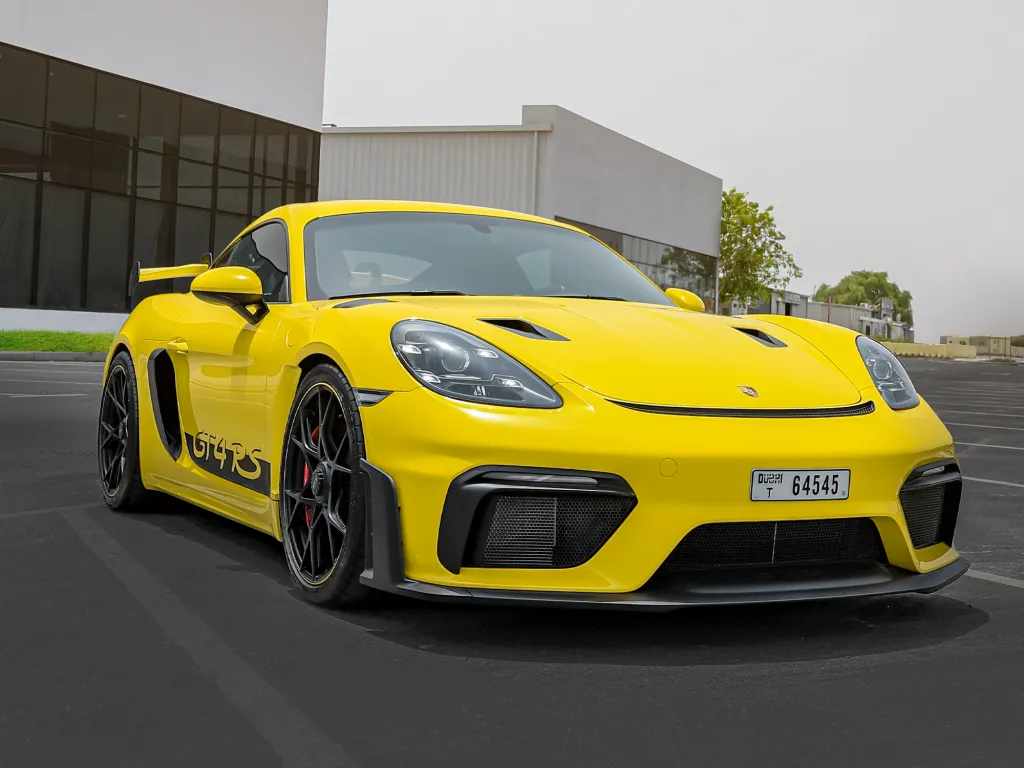 Porsche GT4 RS 2023 #1