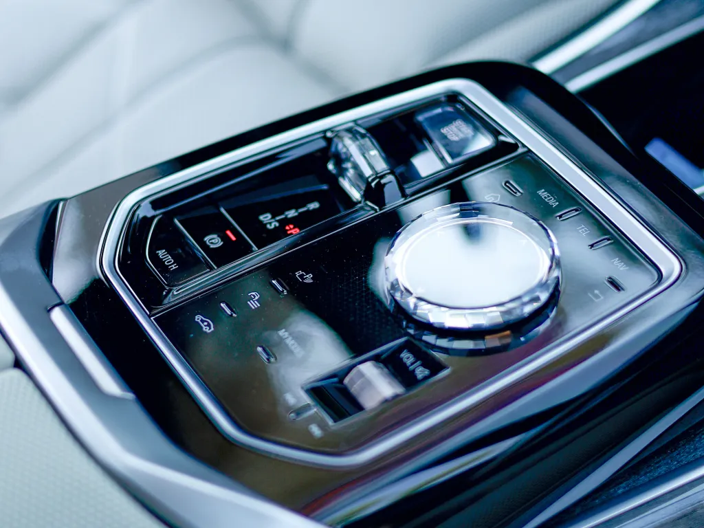 BMW 735i 2023 #3