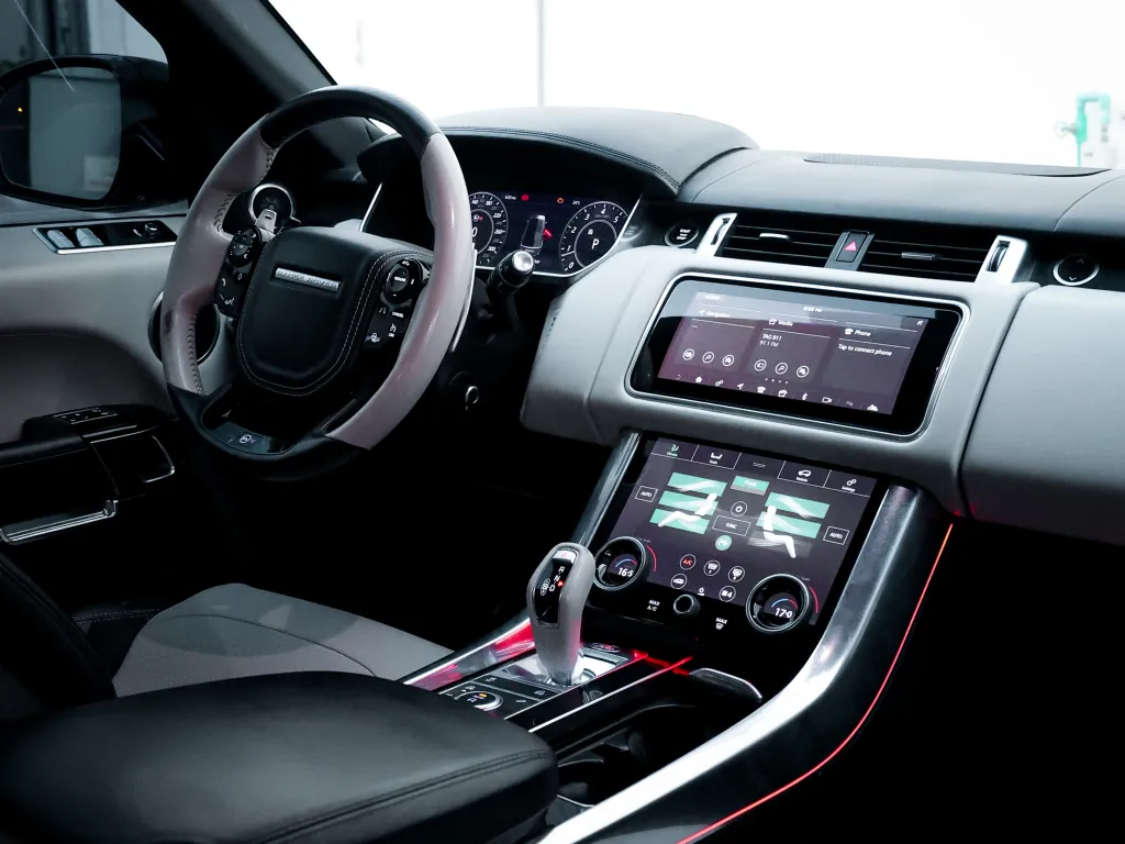 Land Rover Range Rover Sport SVR 2020 #3