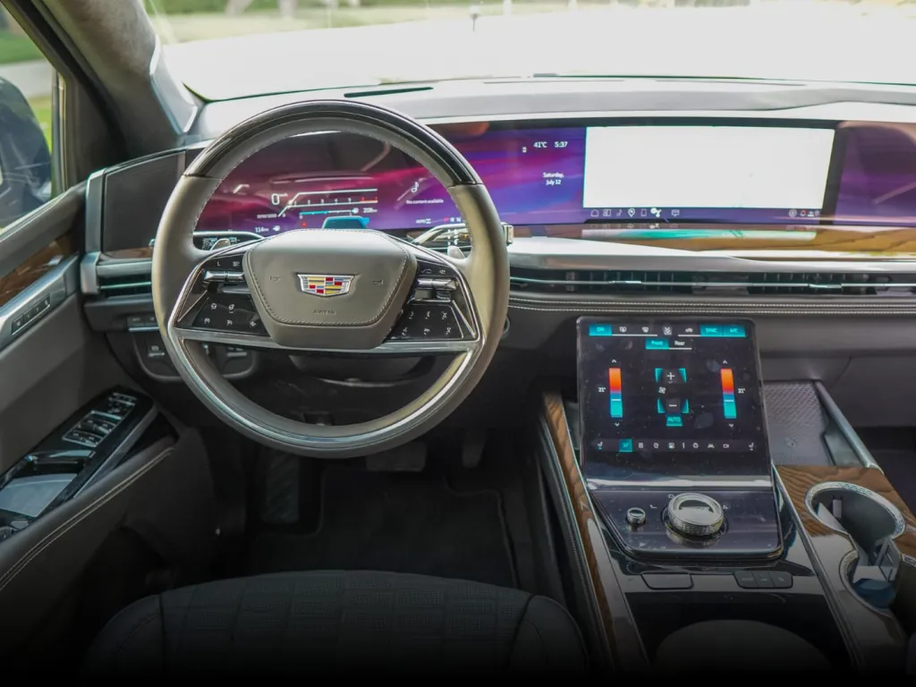 Cadillac Escalade Platinum 2025 #2