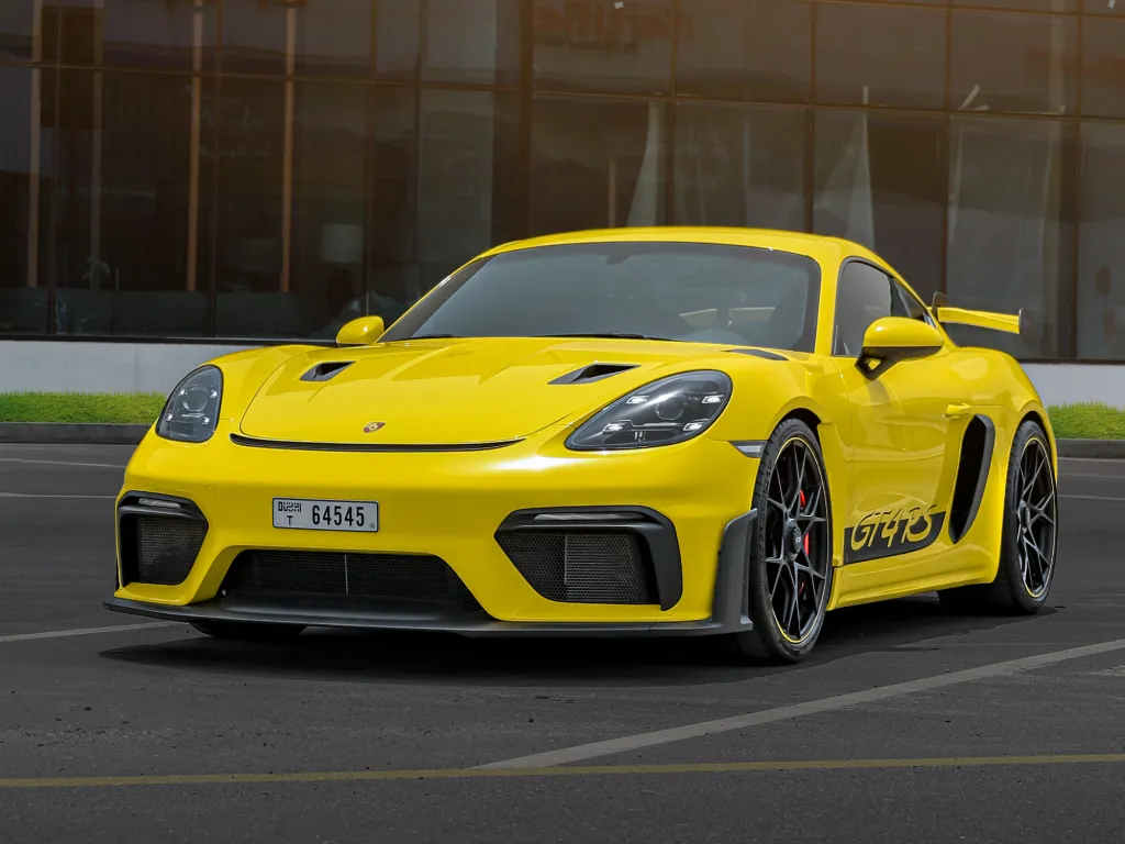 Porsche GT4 RS 2023 #8
