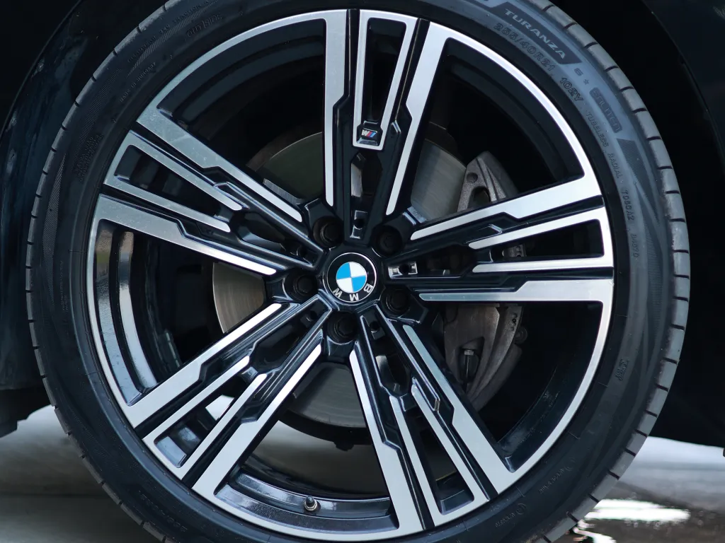 BMW 735i 2023 #7
