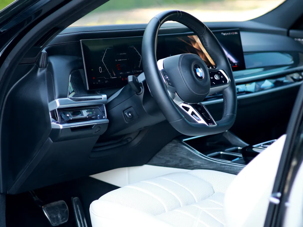 BMW 735i 2023 #6