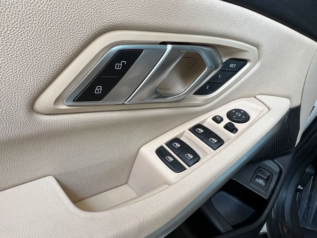 BMW 330i 2021 #11