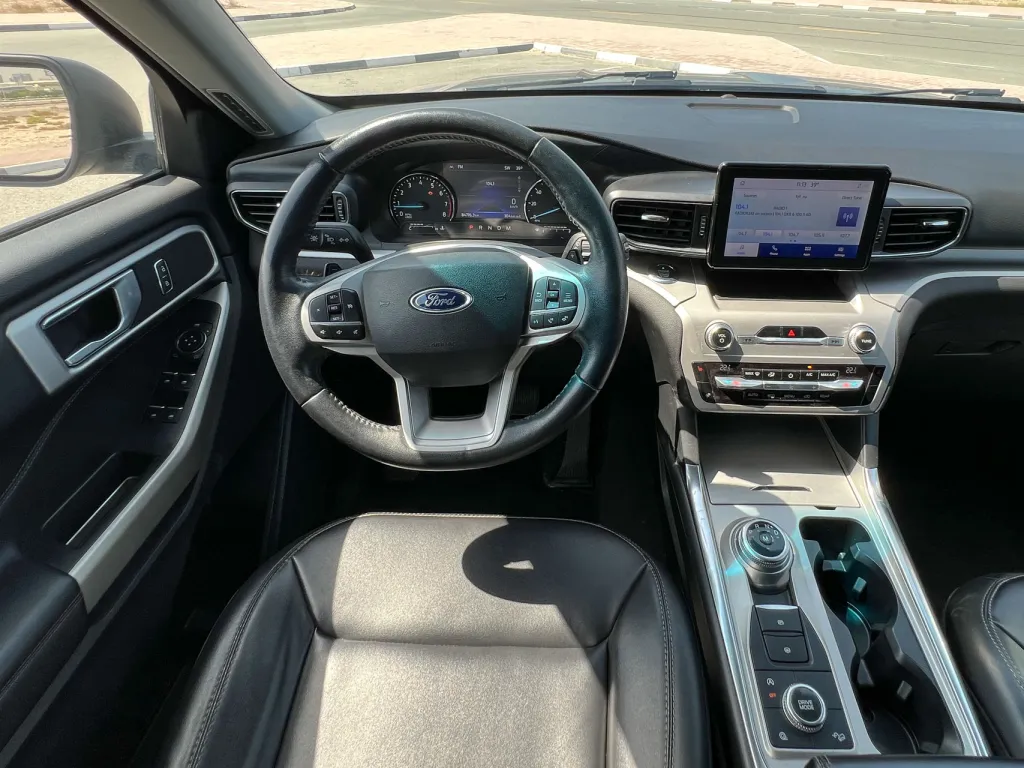Ford Explorer 2021 #8