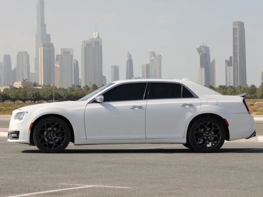 Chrysler 300C 2020 #5