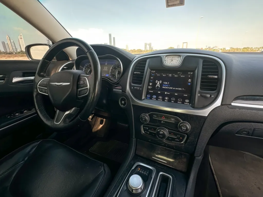 Chrysler 300C 2020 #6
