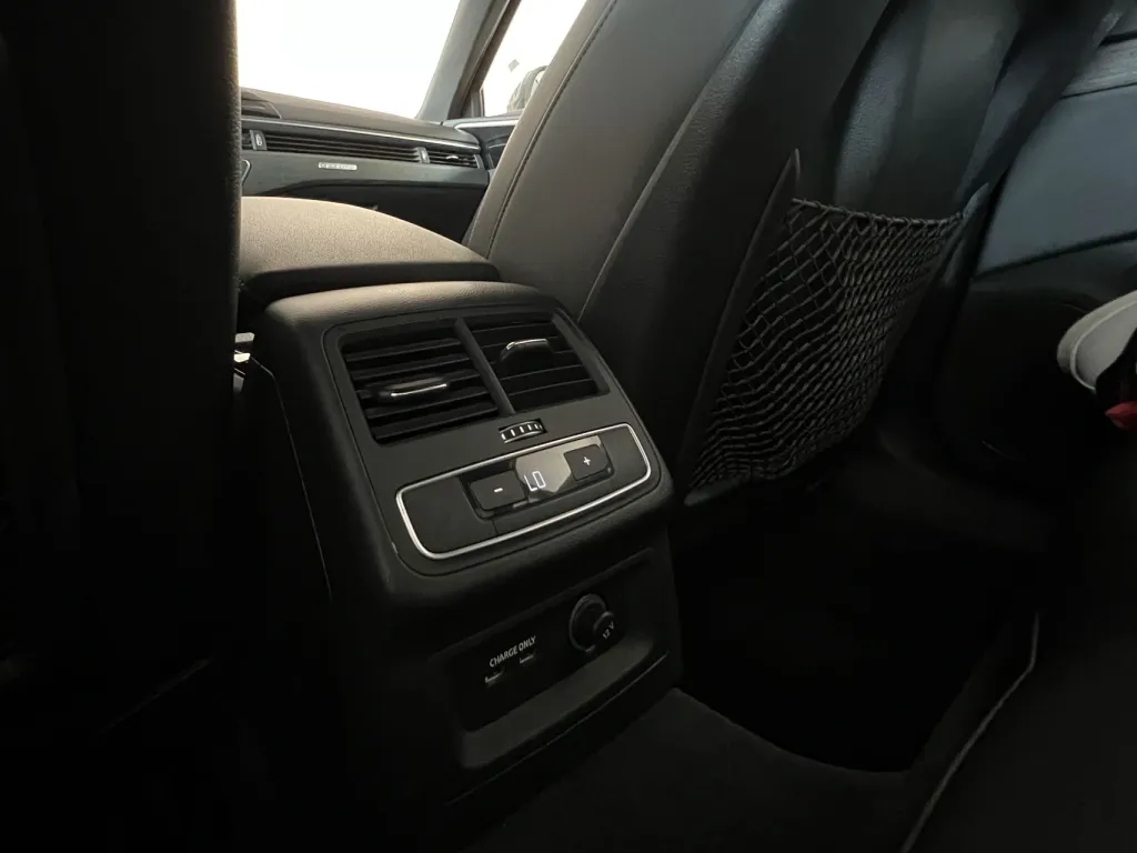 Audi A4 2022 #17