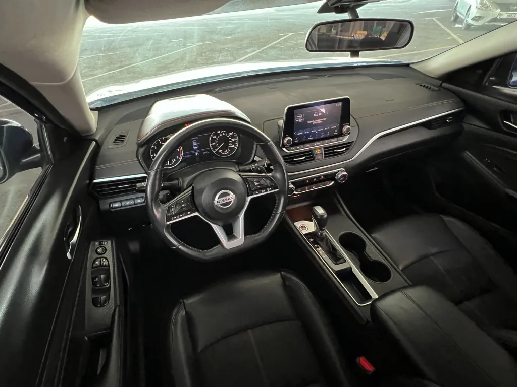 Nissan Altima SR 2021 #10