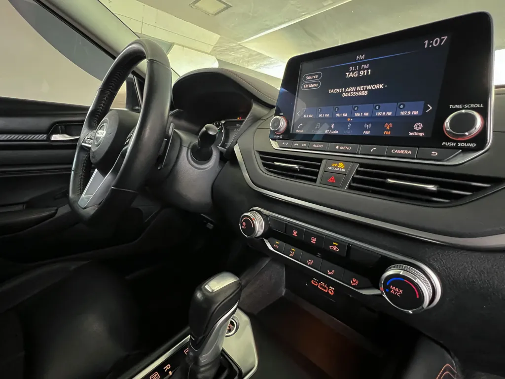 Nissan Altima SR 2021 #13