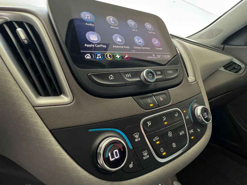 Chevrolet Malibu 2022 #10