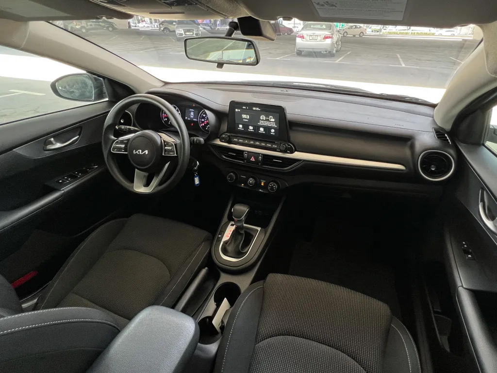 KIA Forte 2021 #12