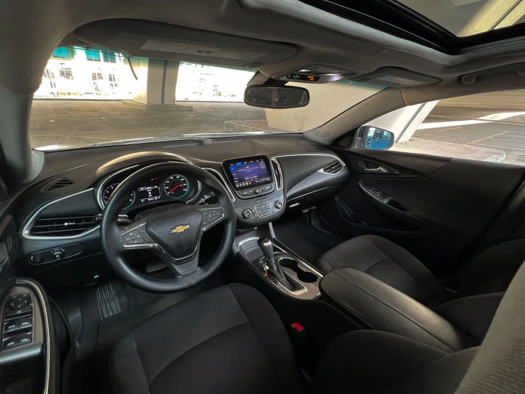Chevrolet Malibu 2021 #2