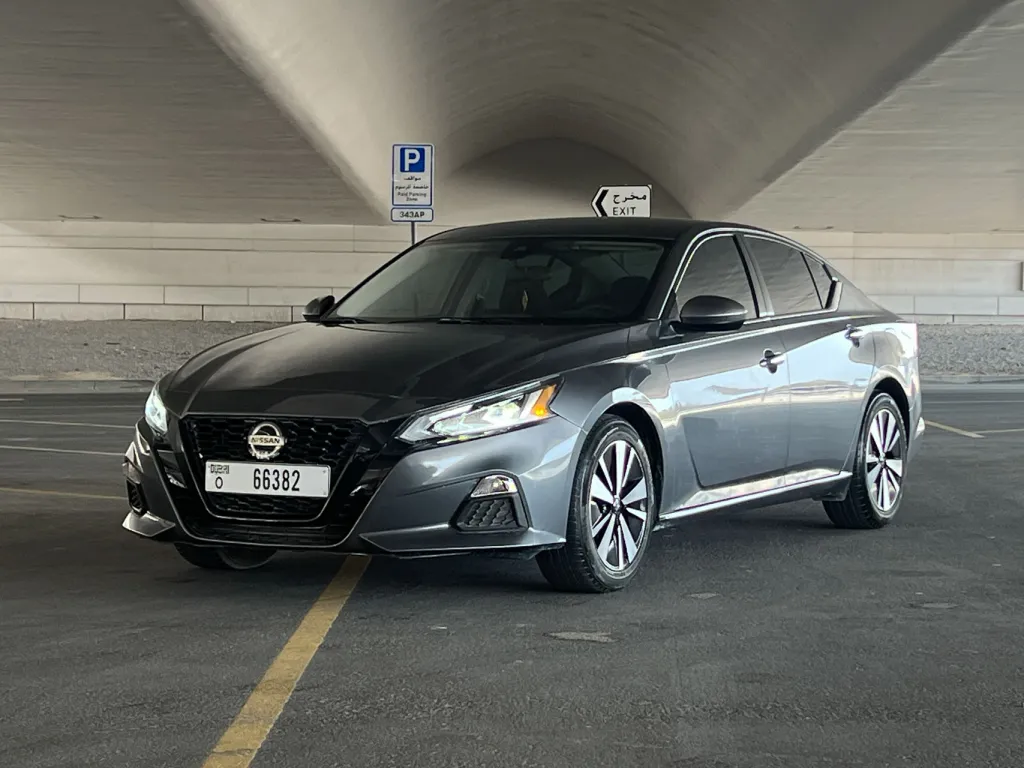 Nissan Altima 2021 #2