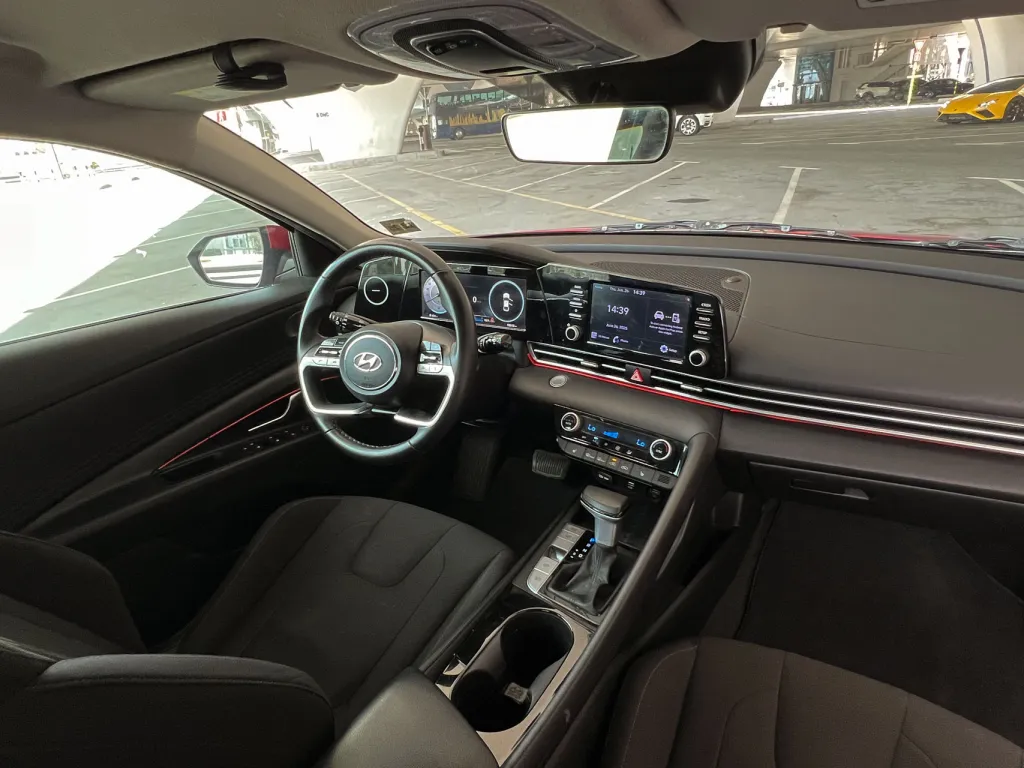 Hyundai Elantra 2021 #12