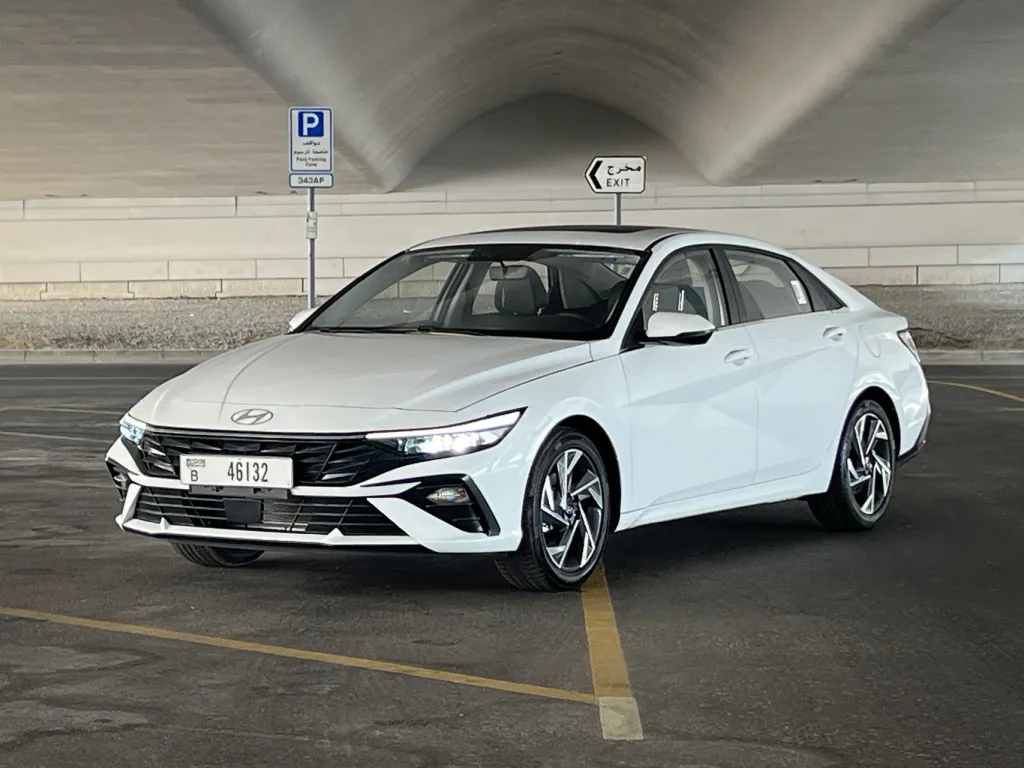 Hyundai Elantra 2025 #1