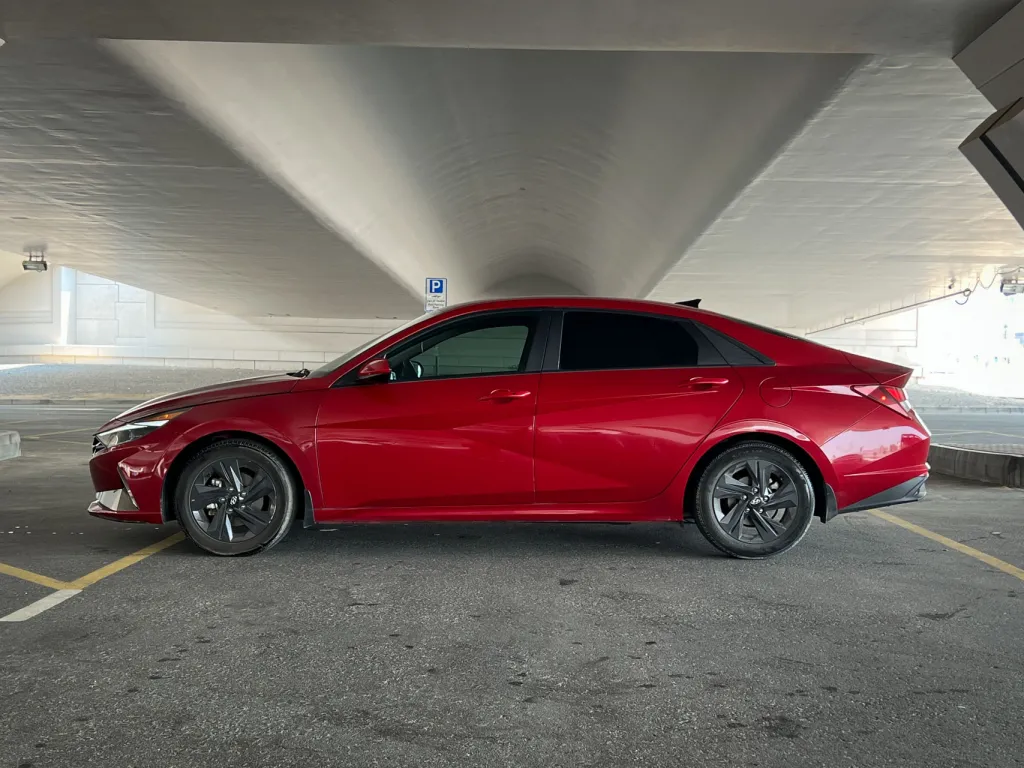 Hyundai Elantra 2022 #8