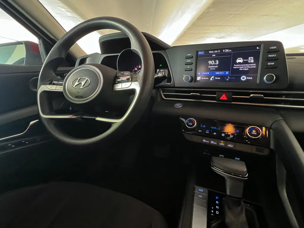 Hyundai Elantra 2022 #12