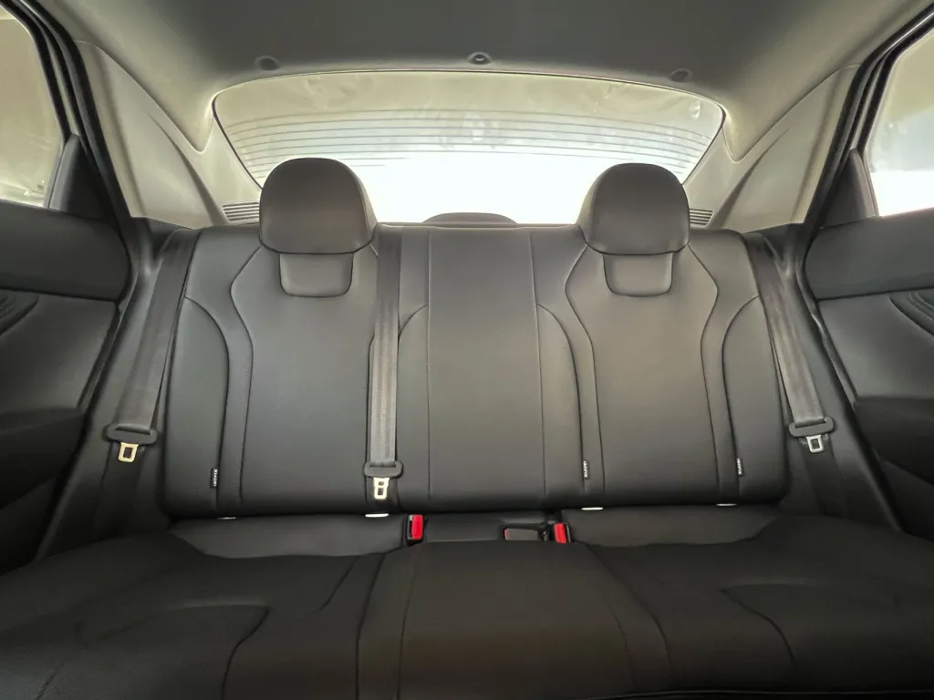 Hyundai Elantra 2025 #13