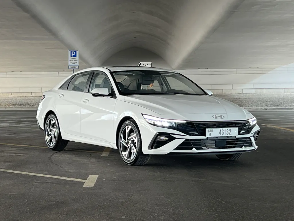 Hyundai Elantra 2025 #4