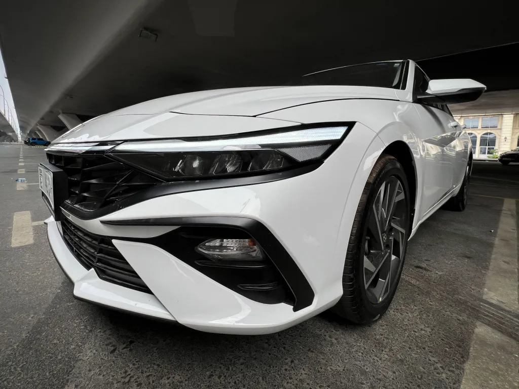 Hyundai Elantra 2025 #9