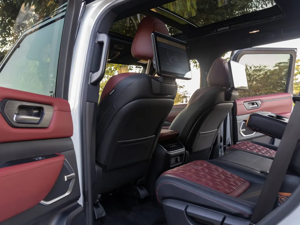 Nissan Patrol Platinum Twin Turbo V6T 2025 #14