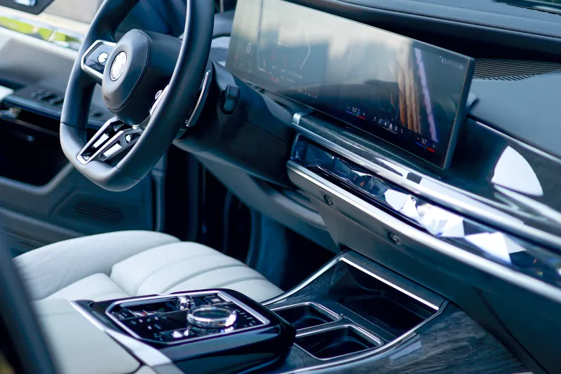 BMW 735i 2023 #4