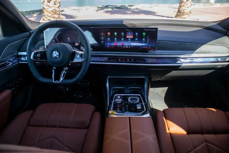 BMW 735i 2024 #2