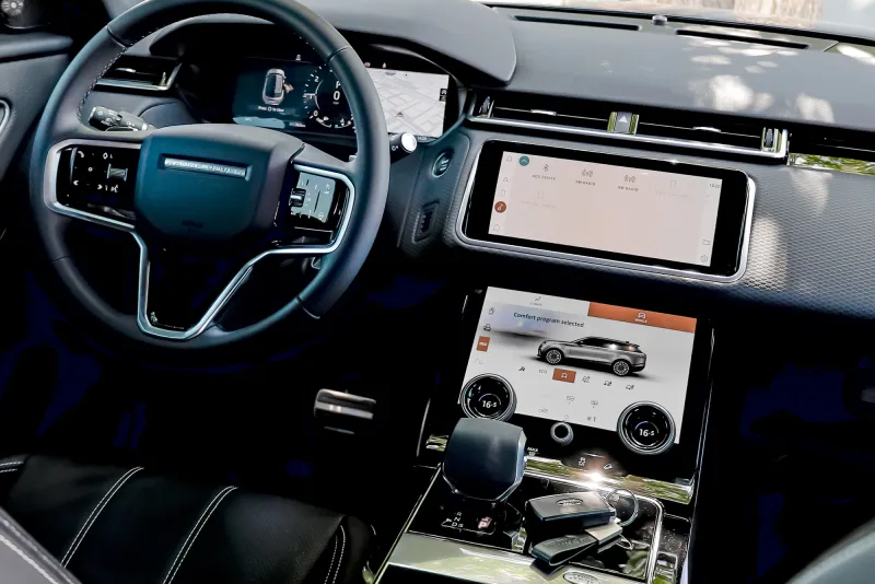 Land Rover Range Rover Velar 2023 #4