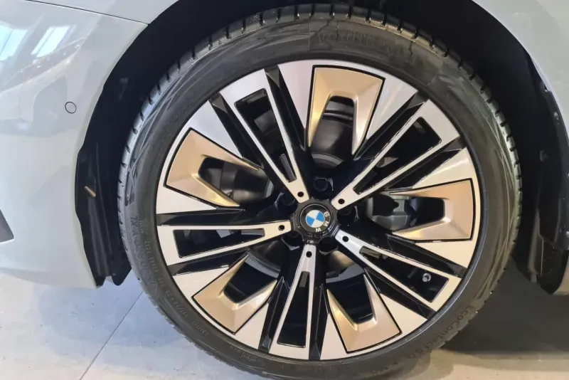 BMW 520i 2024 #2