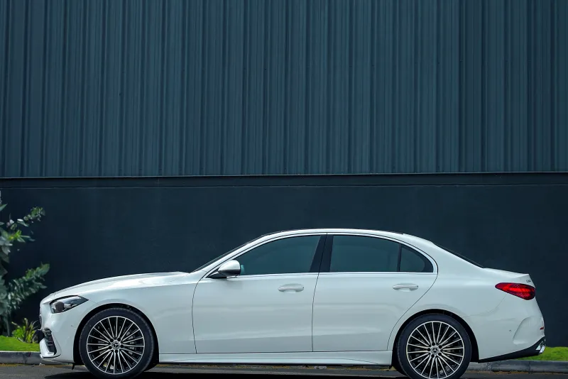 Mercedes C200 2024 #14