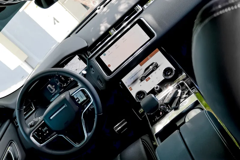 Land Rover Range Rover Velar 2023 #3