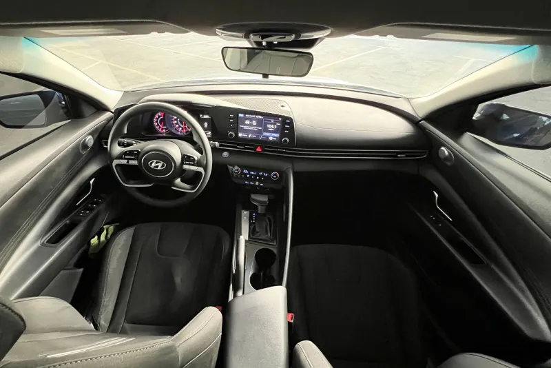 Hyundai Elantra 2021 #10