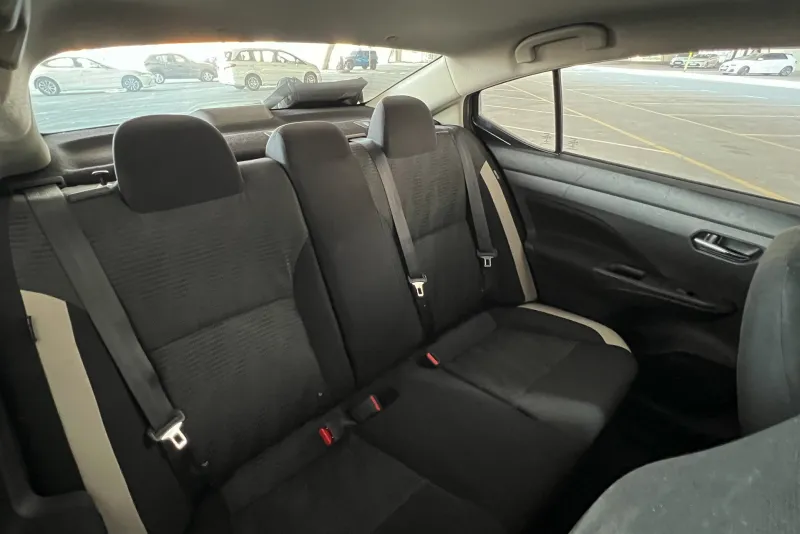 Nissan Versa 2021 #12