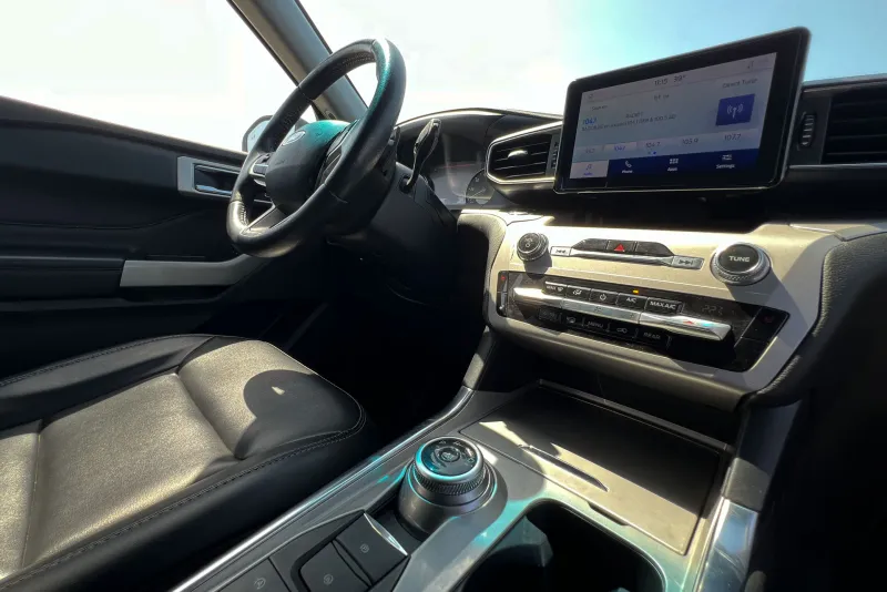 Ford Explorer 2021 #10