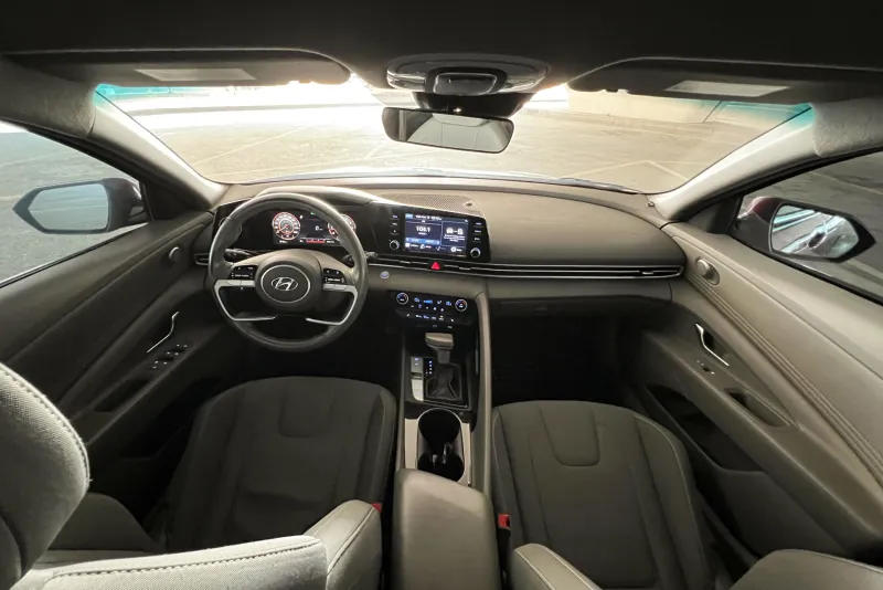 Hyundai Elantra 2021 #9