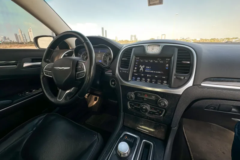 Chrysler 300C 2020 #6