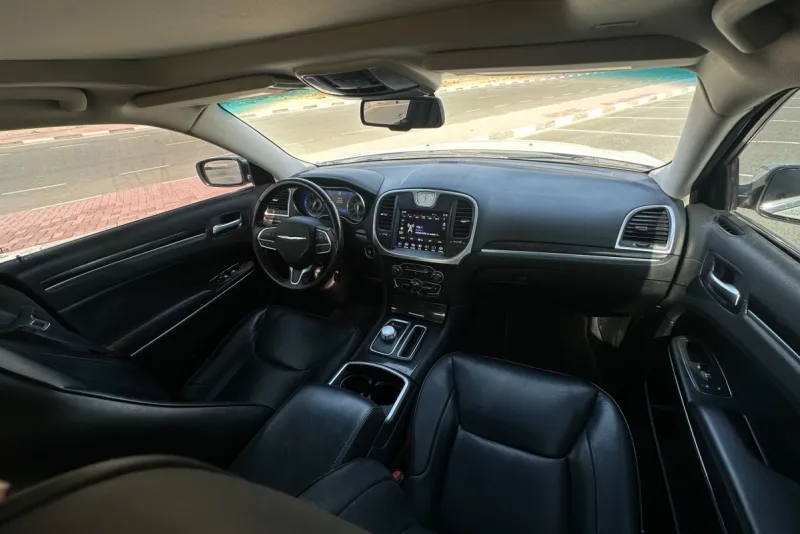 Chrysler 300C 2020 #7