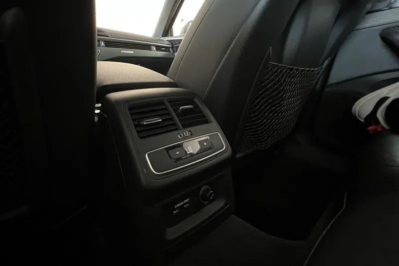 Audi A4 2022 #17