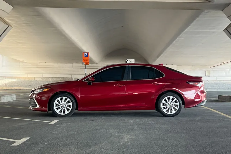 Toyota Camry 2021 #8