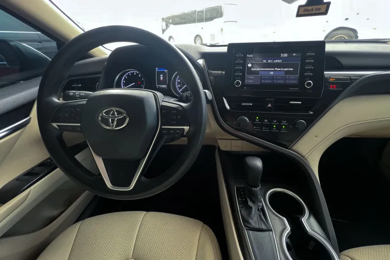 Toyota Camry 2021 #11
