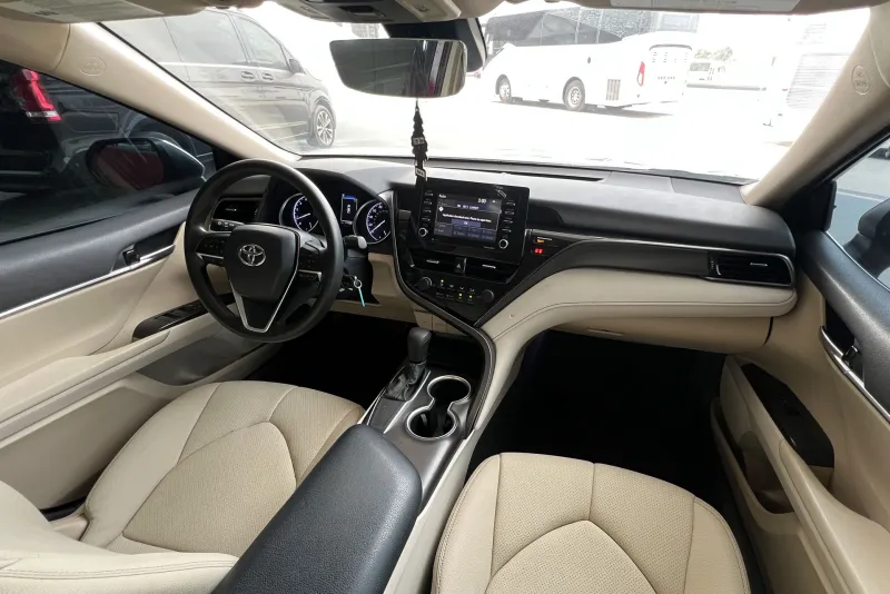 Toyota Camry 2021 #12