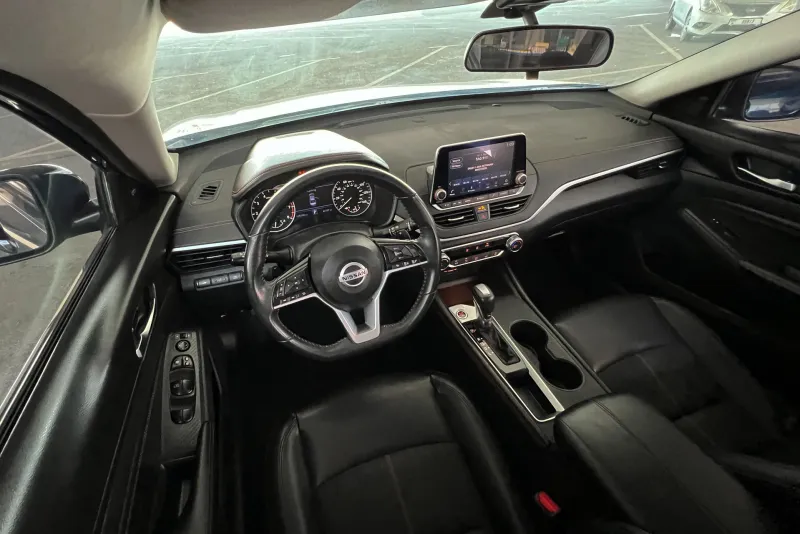 Nissan Altima SR 2021 #10