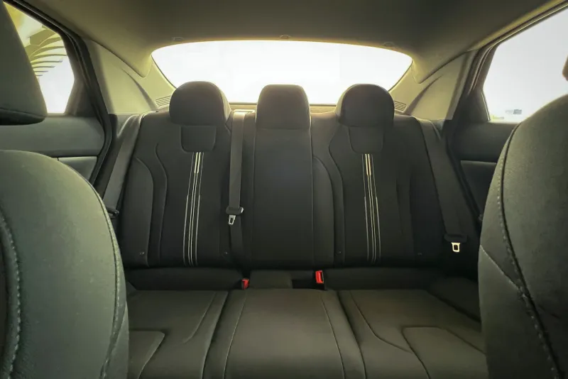 Hyundai Elantra 2021 #16