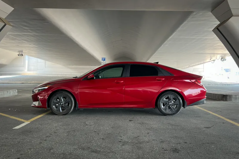Hyundai Elantra 2022 #8