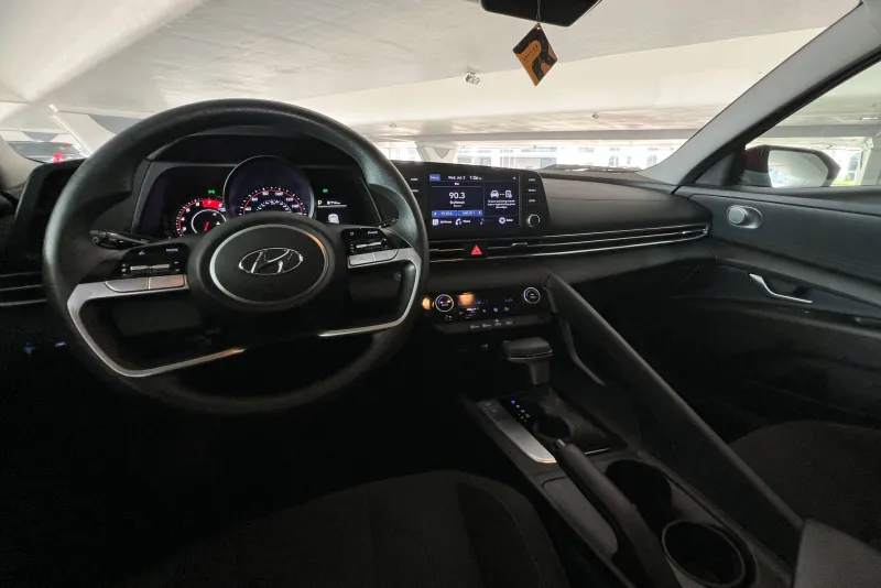 Hyundai Elantra 2022 #10