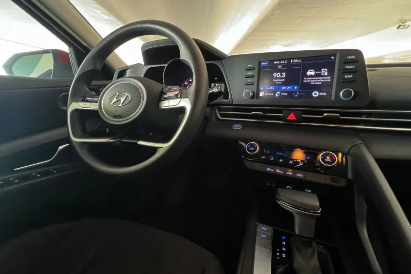 Hyundai Elantra 2022 #12